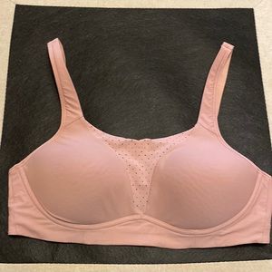 Pink Lululemon sports bra (38C)